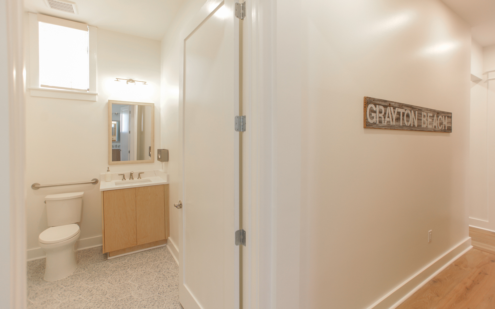 35 Clayton Lane-07